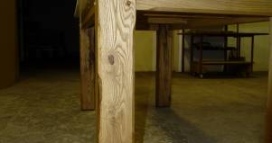 Tavolo per macelleria in legno su misura